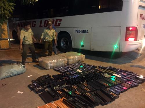 Điều tra vụ giám đốc công ty sử dụng súng sai mục đích 